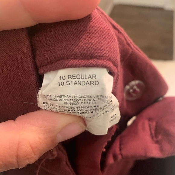 Old Navy Pixie mid-rise pants - Picture 6 of 6